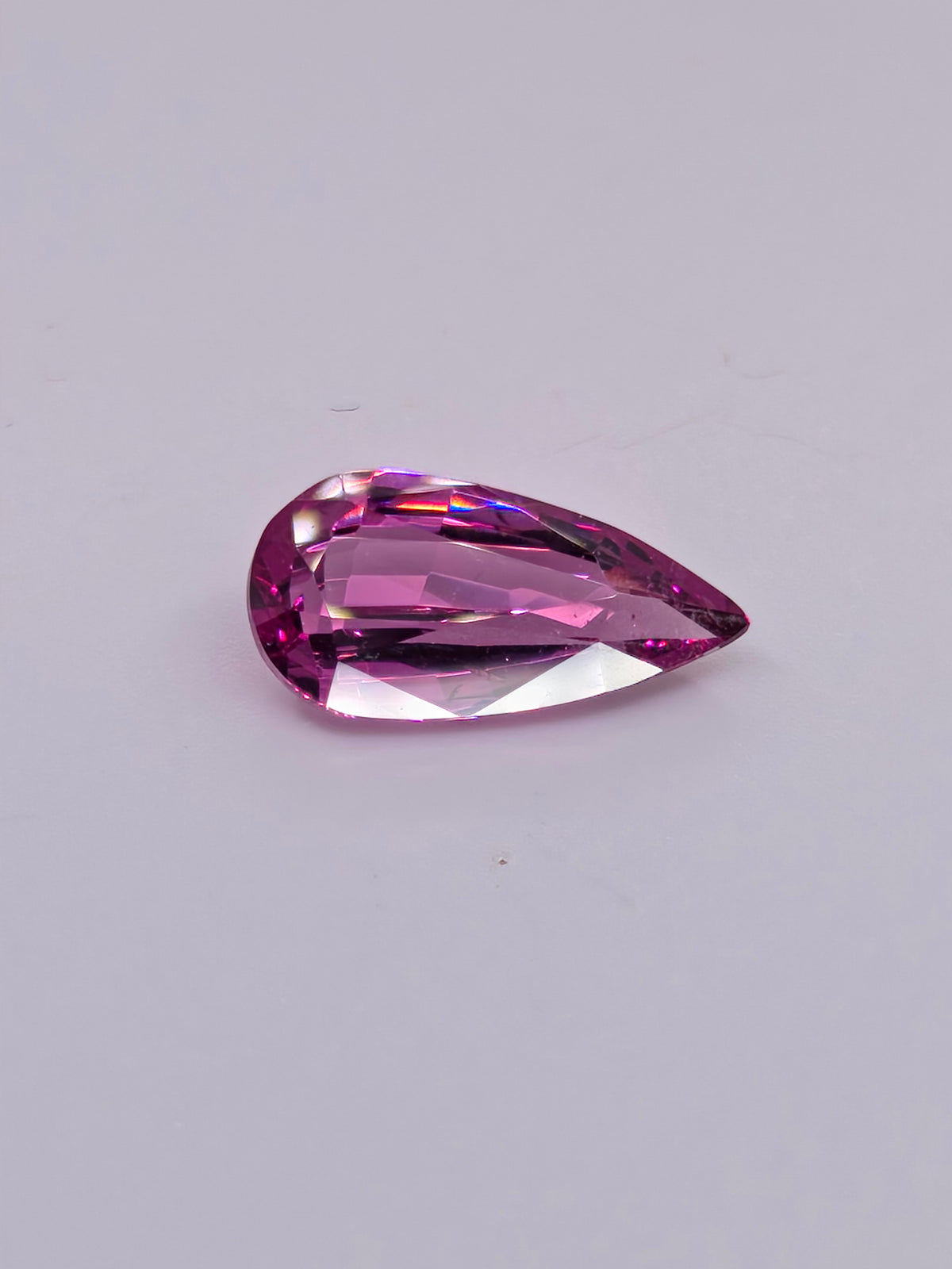 Grenat rose de Tanga – 6,86 ct