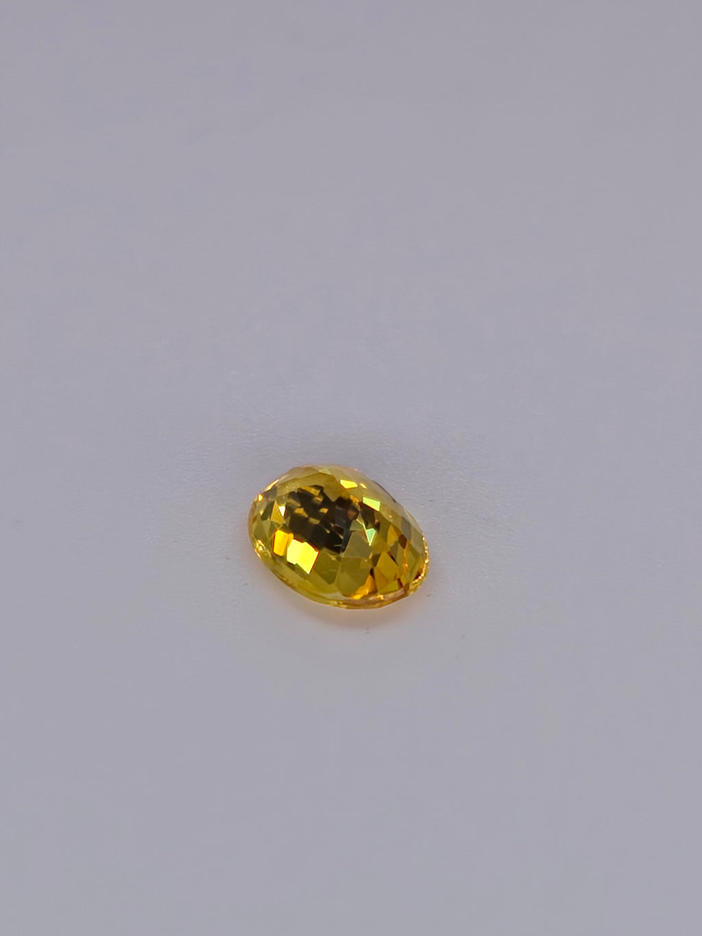 Saphir jaune – 0,88 ct