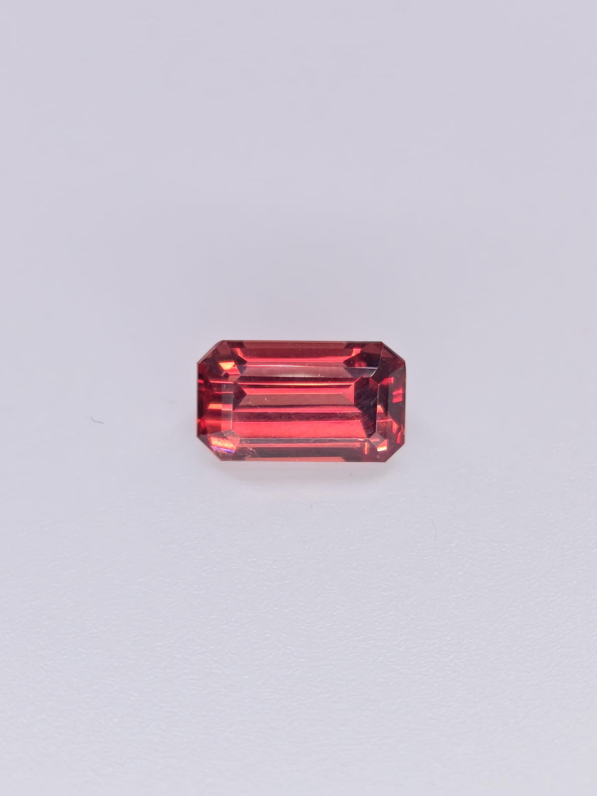 Grenat Malaya naturel – 1,68 ct – Taille octogonale