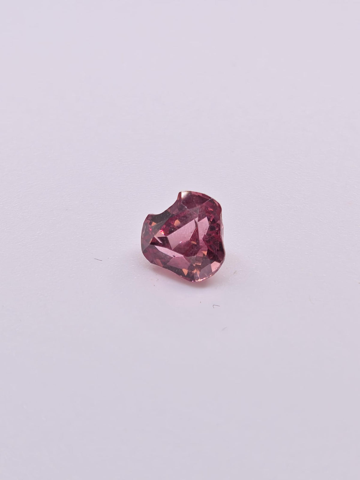 Grenat Lindi Lotus Malaya – Tête de chat – 1,47 ct