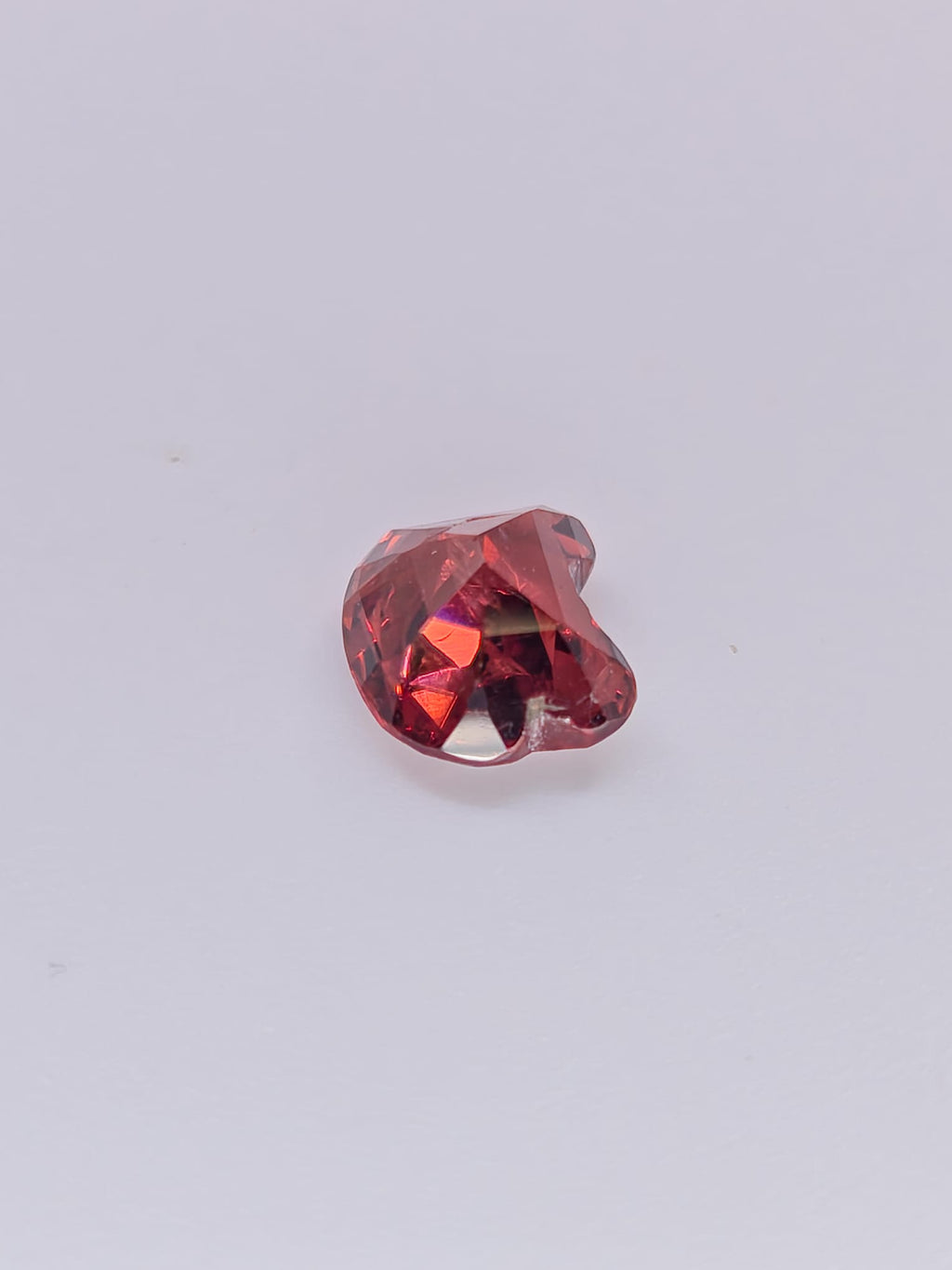 Grenat Malaya naturel – Tête d’ourson – 1,93 ct