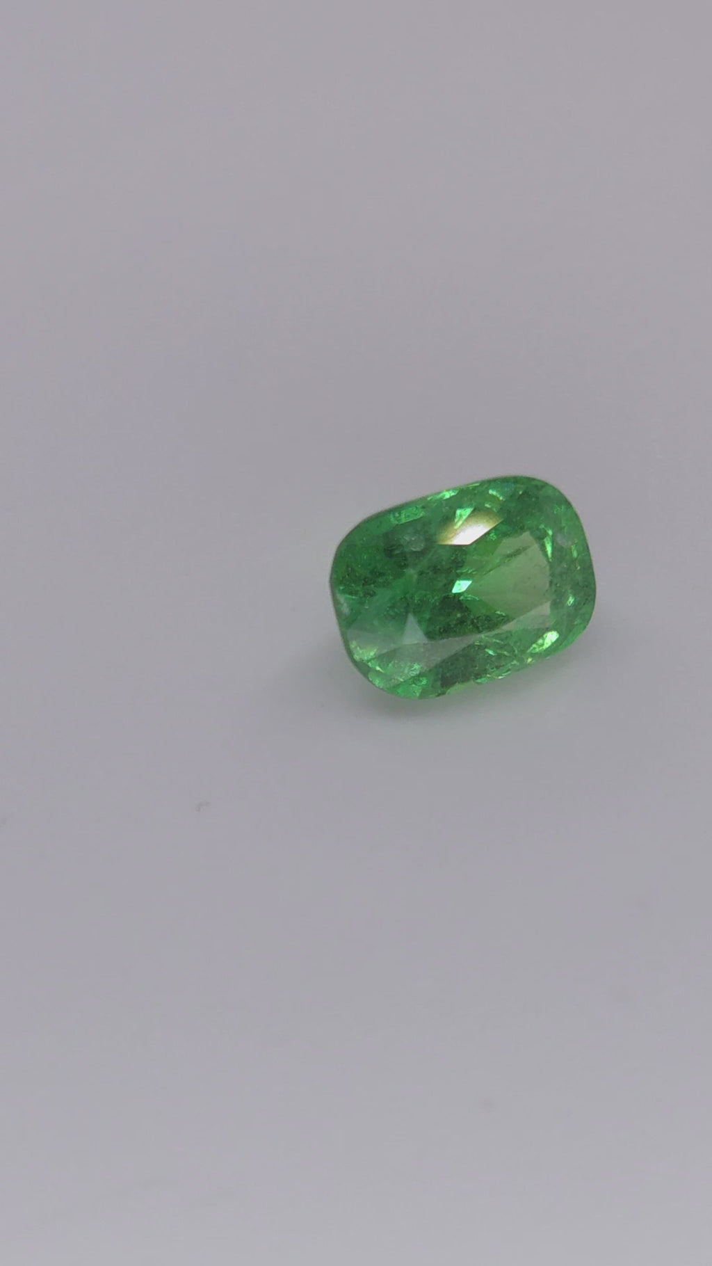 Tsavorite – 2,22 ct