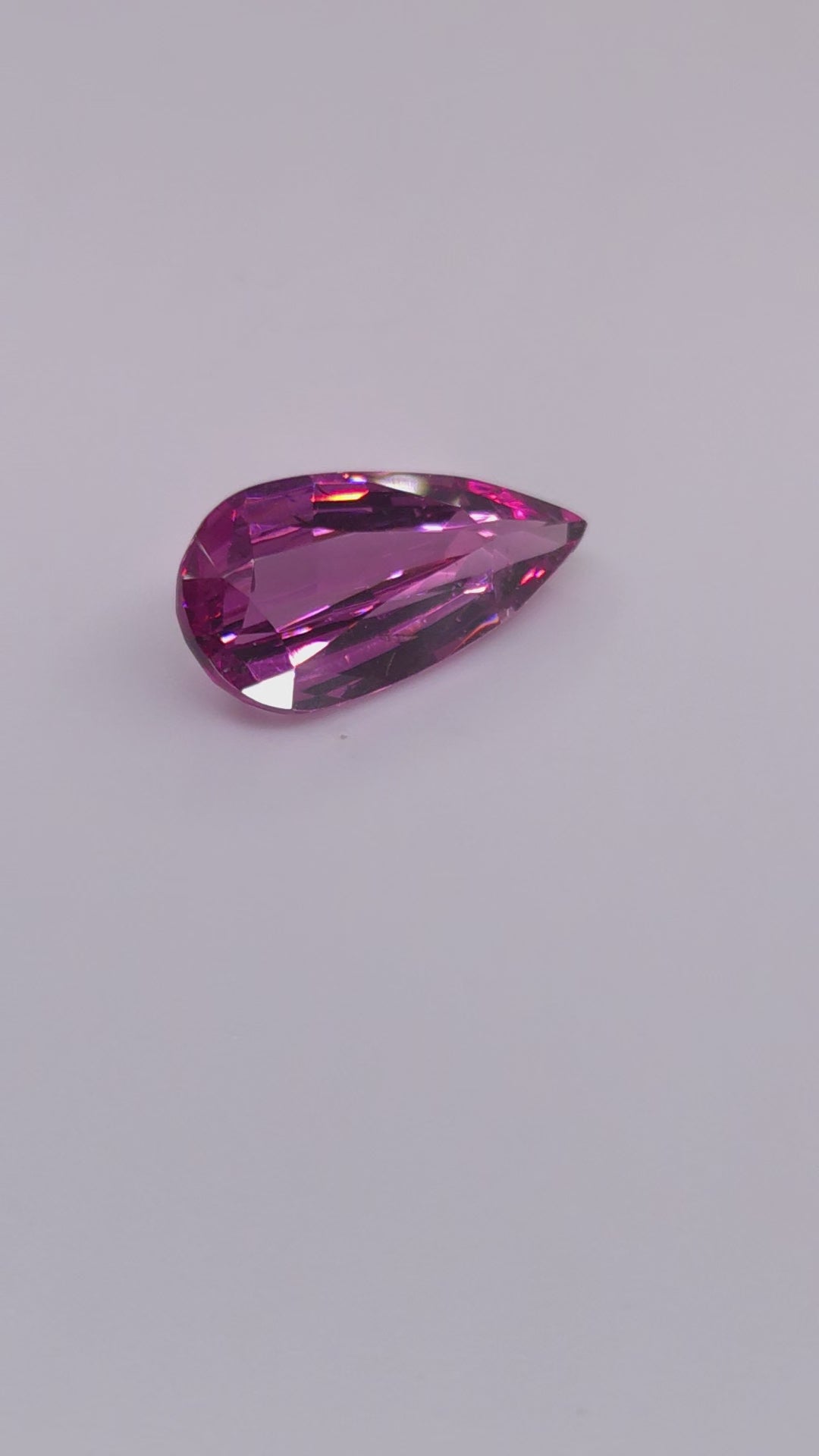 Grenat rose de Tanga – 6,86 ct