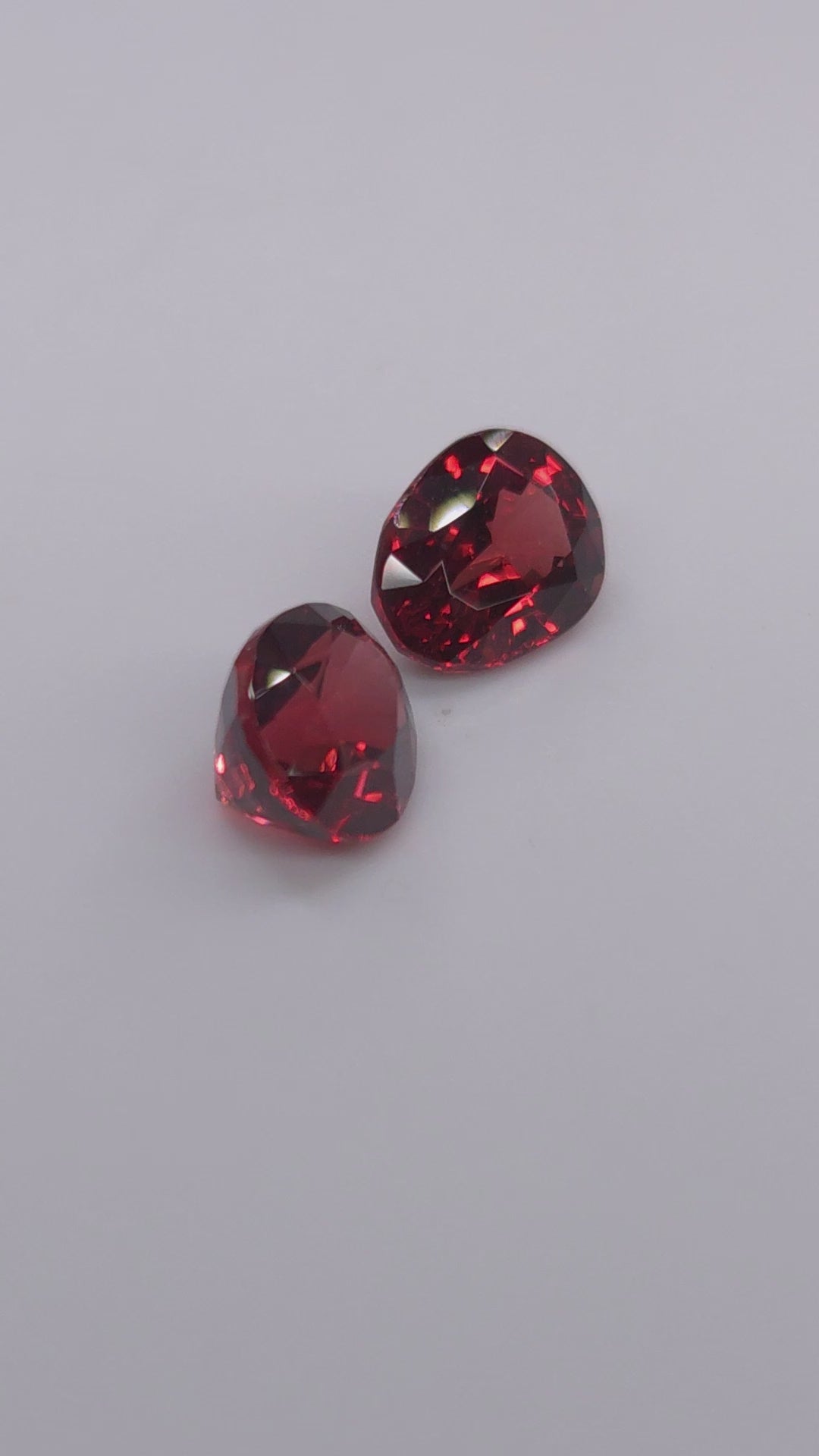 Appairage de grenats Malaya rouges de Tanzanie — 3,42 ct