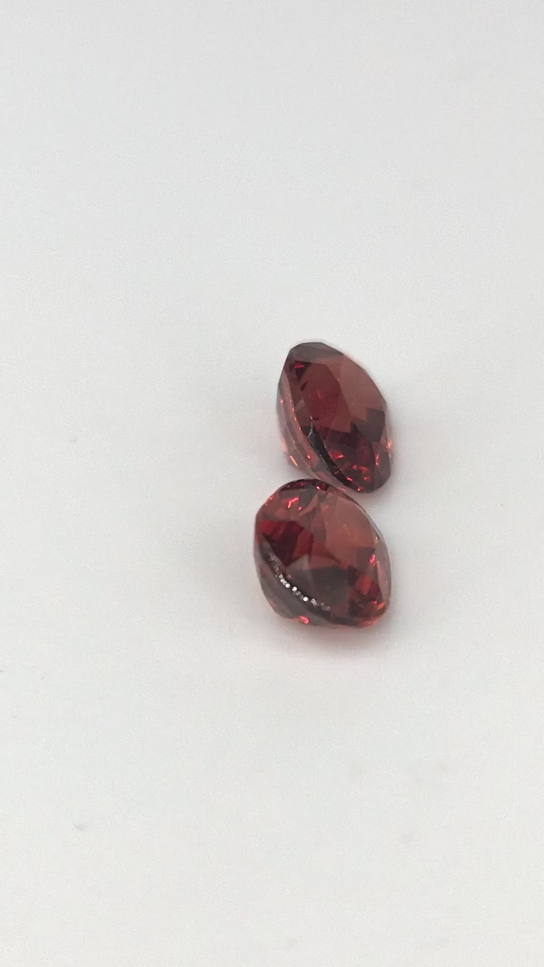 Appairage de grenats Malaya rouges de Tanzanie — 3,42 ct